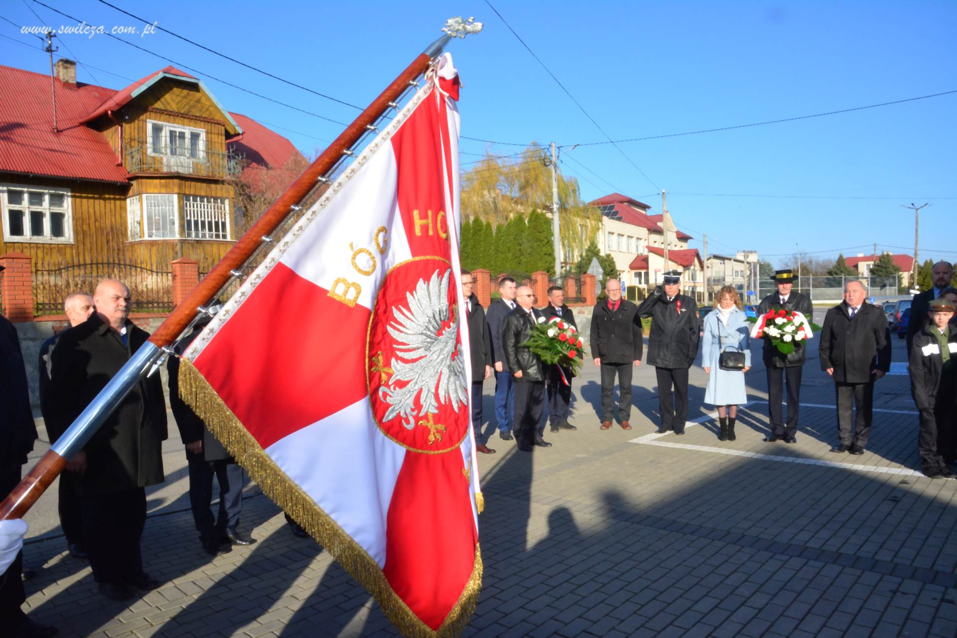Uroczystość przy Urzędzie Gminy Świlcza