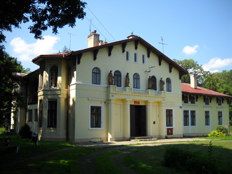 Pałac Christianich w Trzcianie