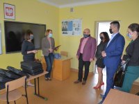 2020-05-28_przekazadnie_laptopow - zdjęcie nr 23